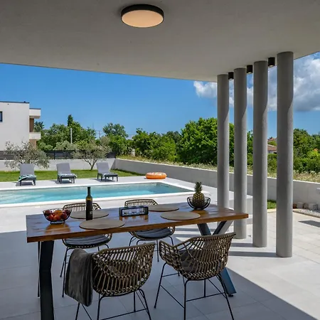 Villa New Orbanići